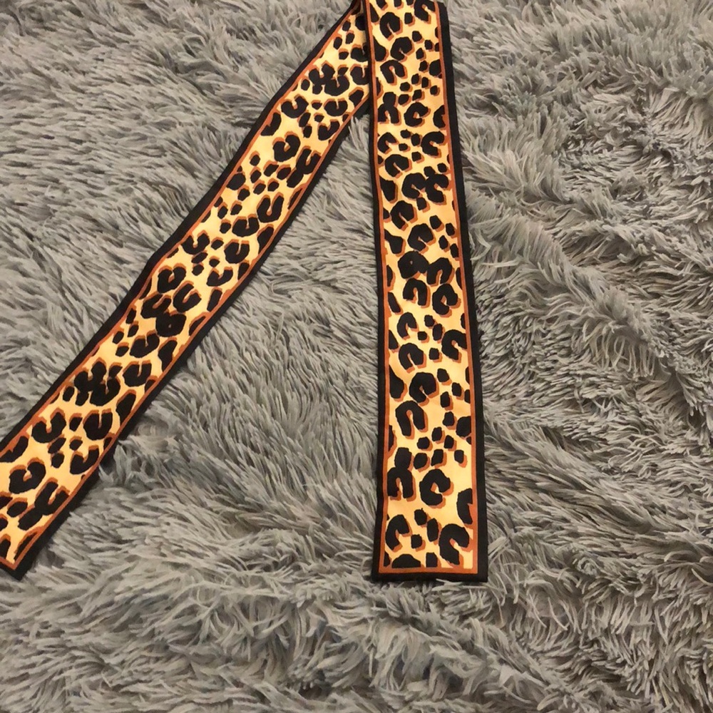 Silk scarf 50’x3’